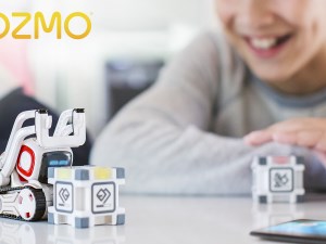 Meet Cozmo: The small pet robot with a huge personality article image