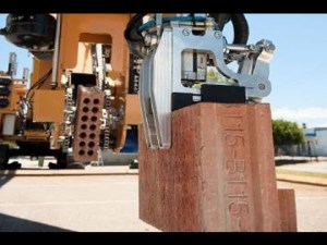 Fastbrick signs multi-million deal to develop bricklaying robots globally article image