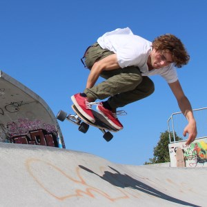 Introducing the new curfboard: The ultimate surf-ride feeling on wheels article image