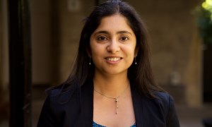Young Australian engineer takes out top APEC science prize article image