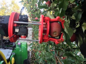 UK farmers turn to robots to combat labour shortage article image