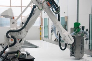 This XXL 3D printer with igus energy chain takes building projects to a new level article image